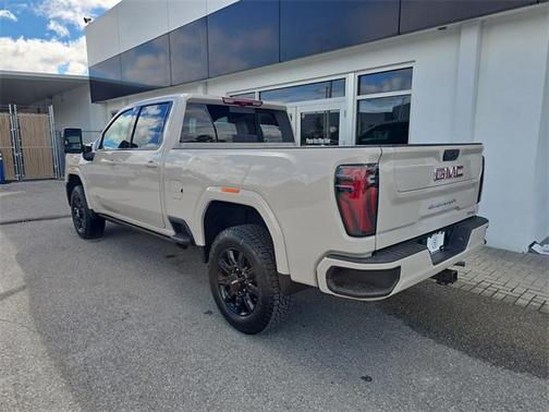 2026 GMC Sierra 2500 AT4