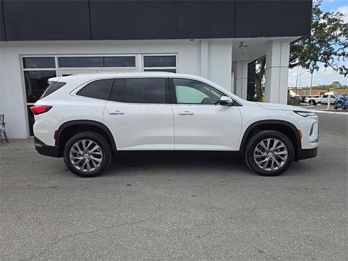 2025 Buick Enclave Preferred FWD