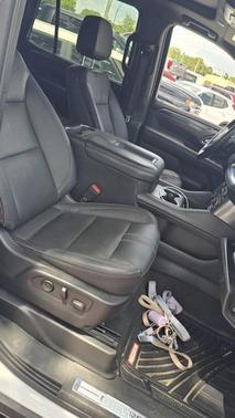 2023 Chevrolet Tahoe 4WD RST