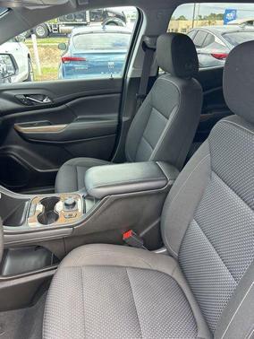 2023 GMC Acadia FWD SLE