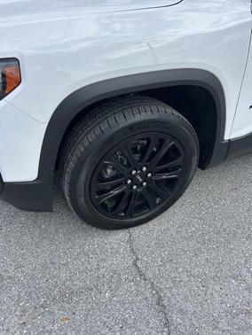 2023 GMC Acadia FWD SLE