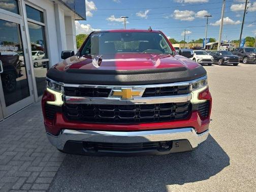 Radiant Red 2023 Chevrolet Silverado 1500 LT