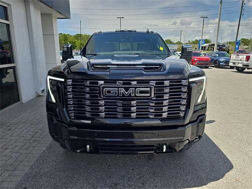 2025 GMC Sierra 3500 Denali