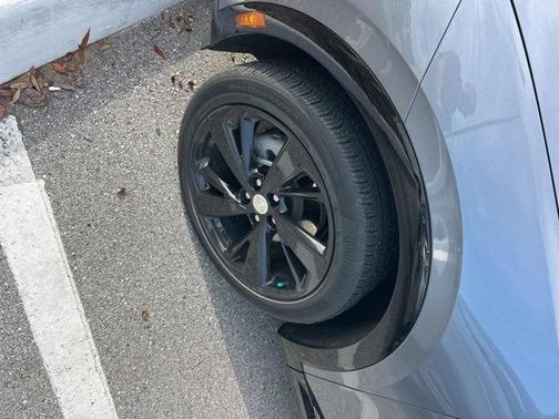 2021 Buick Envision FWD Essence