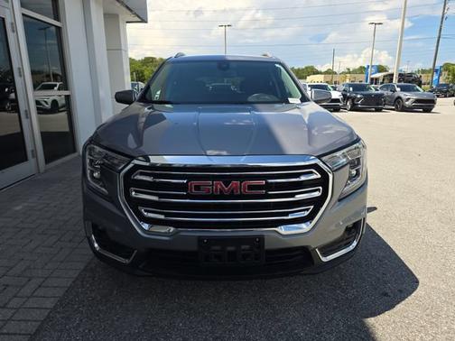 Sterling Metallic 2023 GMC Terrain SLT