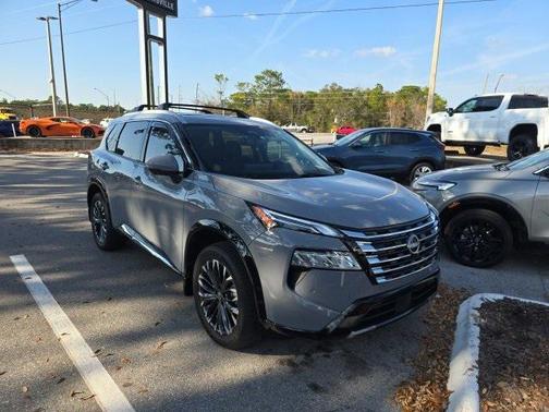 2025 Nissan Rogue Platinum