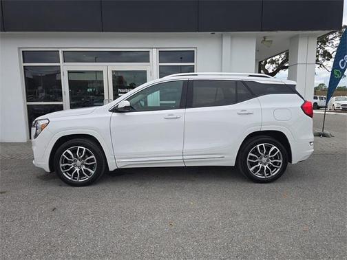2023 GMC Terrain Denali