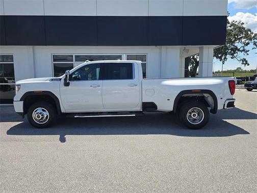 2023 GMC Sierra 3500 Denali