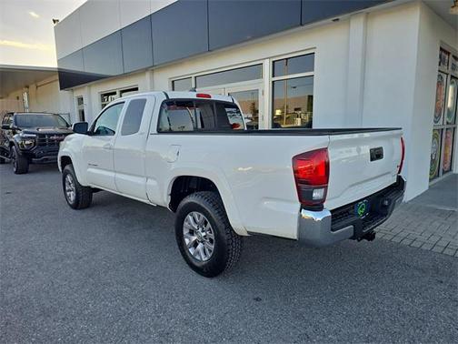 2018 Toyota Tacoma SR5