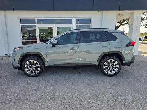2023 Toyota RAV4 XLE Premium