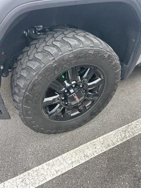 2024 GMC Sierra 2500 AT4