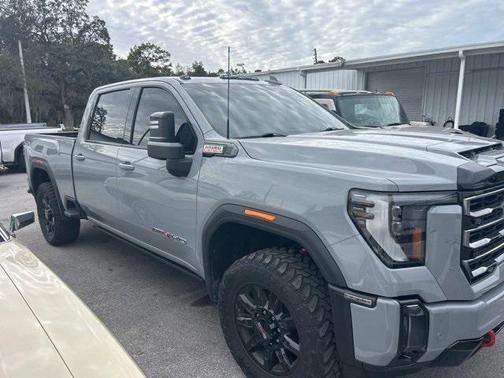 2024 GMC Sierra 2500 AT4