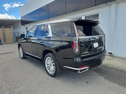 2021 Cadillac Escalade Luxury