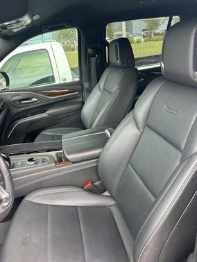 2021 Cadillac Escalade Luxury