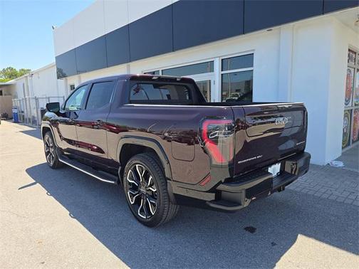 2025 GMC Sierra EV Max Range Denali