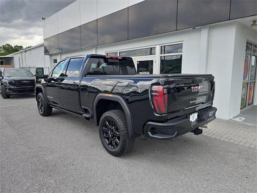 2025 GMC Sierra 2500 AT4