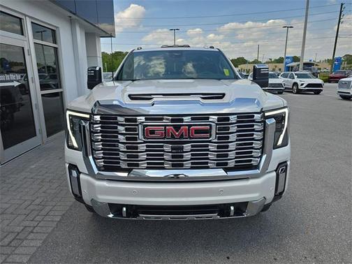 2025 GMC Sierra 2500 Denali
