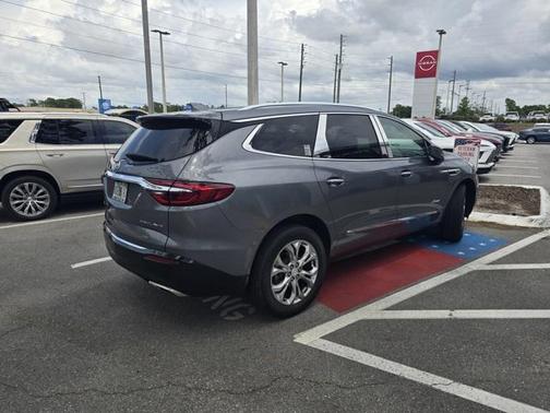 2018 Buick Enclave Avenir