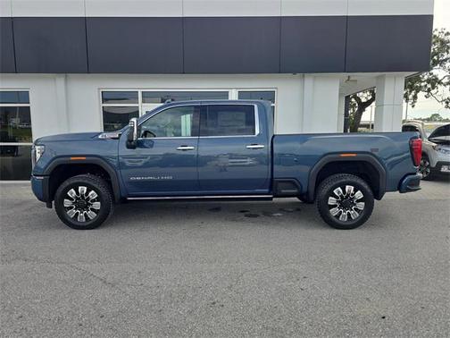2025 GMC Sierra 2500 Denali