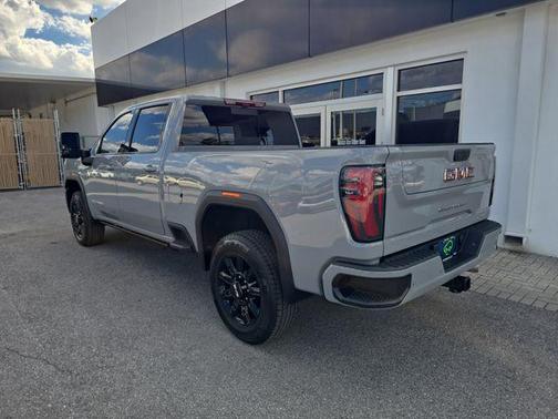 2024 GMC Sierra 2500 AT4