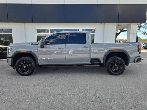 2024 GMC Sierra 2500 AT4