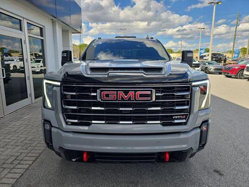 2024 GMC Sierra 2500 AT4