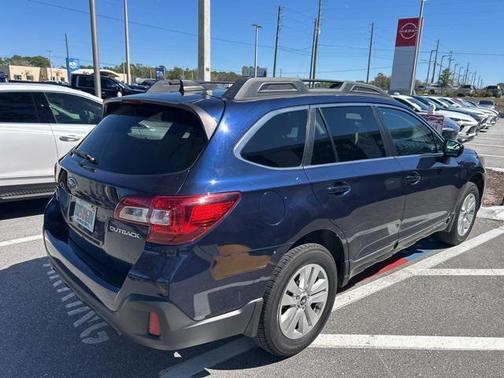 2018 Subaru Outback 2.5i Premium