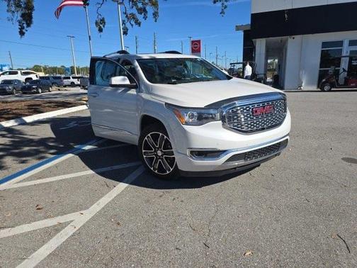2017 GMC Acadia Denali