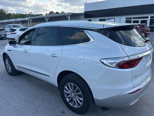 White Frost Tricoat 2023 Buick Enclave Essence FWD