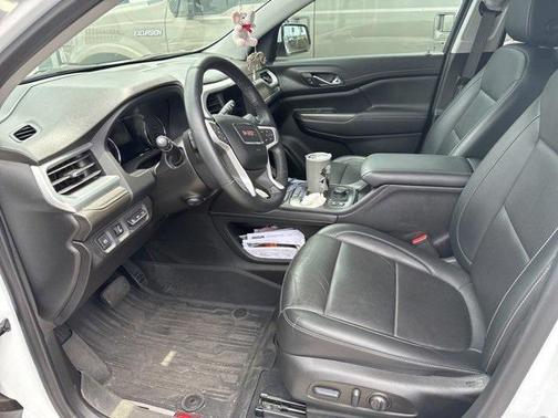2023 GMC Acadia FWD SLT