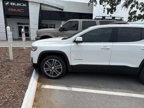 2023 GMC Acadia FWD SLT