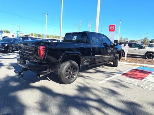 2024 GMC Sierra 2500 AT4