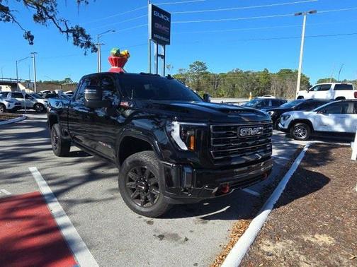 2024 GMC Sierra 2500 AT4