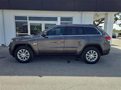 2021 Jeep Grand Cherokee Laredo