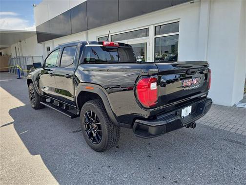 2025 GMC Canyon Base