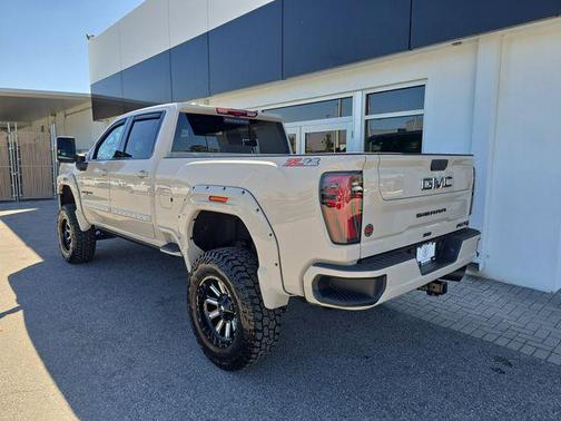 2026 GMC Sierra 2500 AT4