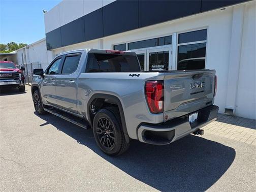 2025 GMC Sierra 1500 Elevation