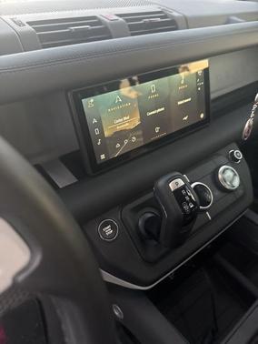 2024 Land Rover Defender 110 P400 S