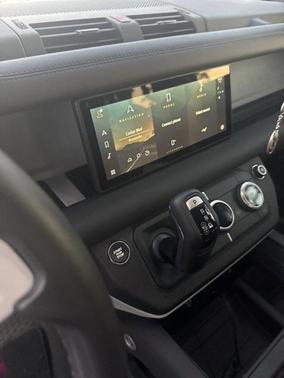 2024 Land Rover Defender 110 P400 S