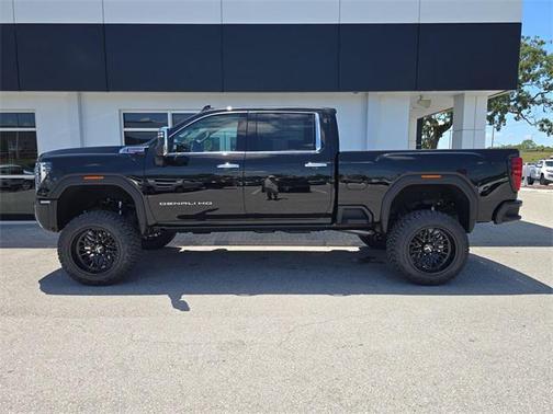 2025 GMC Sierra 2500 Denali