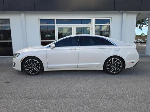 2020 Lincoln MKZ Standard