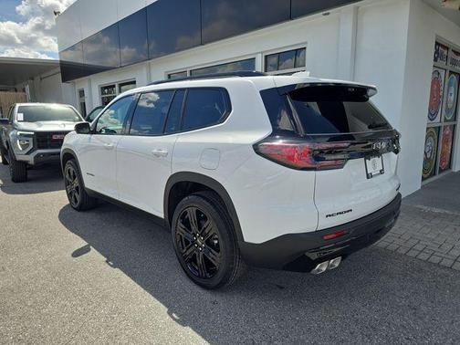 2026 GMC Acadia Elevation FWD
