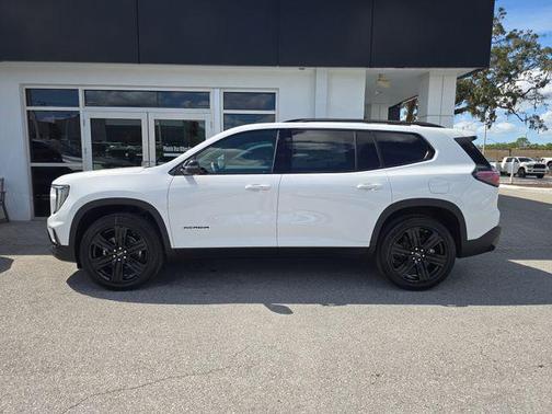 2026 GMC Acadia Elevation FWD
