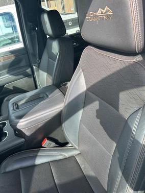 2023 Chevrolet Tahoe 4WD High Country