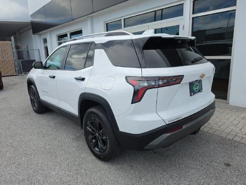 Summit White 2025 Chevrolet Equinox LT