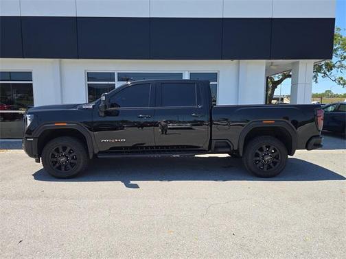 2024 GMC Sierra 2500 AT4