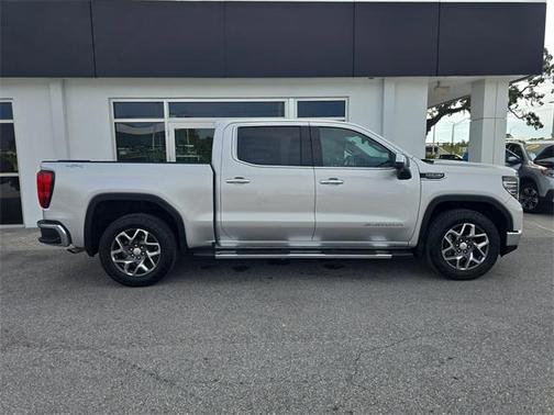 2022 GMC Sierra 1500 SLT