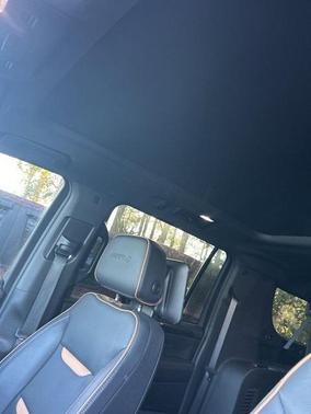 2024 GMC Yukon XL 4WD AT4