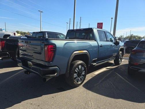 2024 GMC Sierra 2500 Denali
