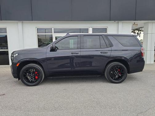 2023 Chevrolet Tahoe 4WD RST